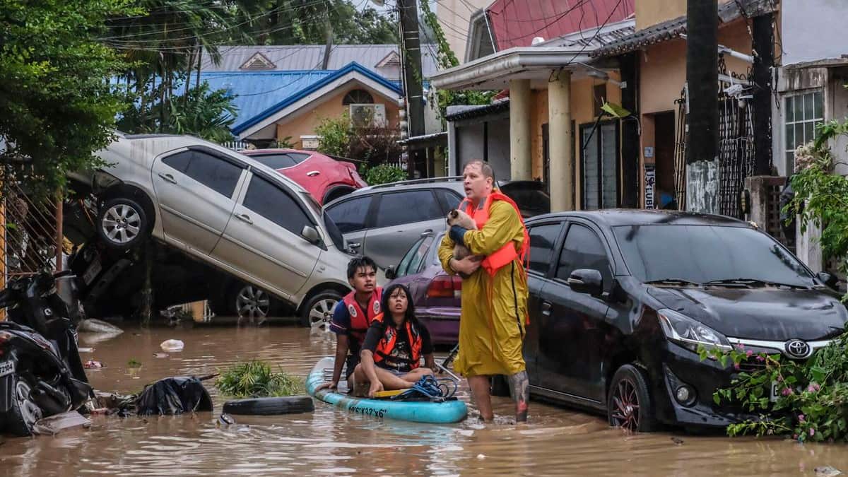 Al menos 300,000 personas fueron evacuadas. (Foto: El Confidencial)