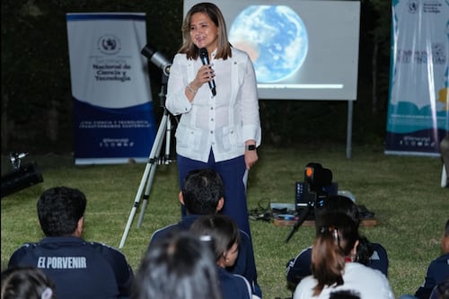 Vicepresidenta Karin Herrera planteará iniciativa de ley esta semana