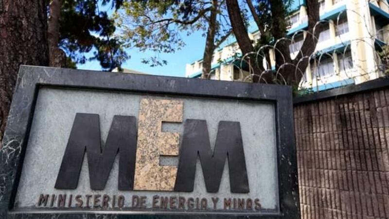 Misterio rodea destituciones y remociones en el MEM