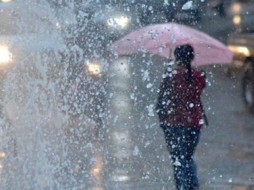 Fin de semana con lluvia y tormentas por paso de onda del este