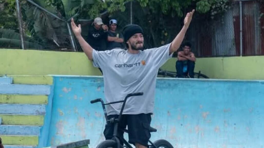 ,