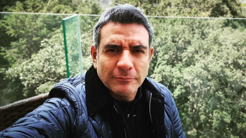 Héctor Sandarti presume bellezas de Guatemala