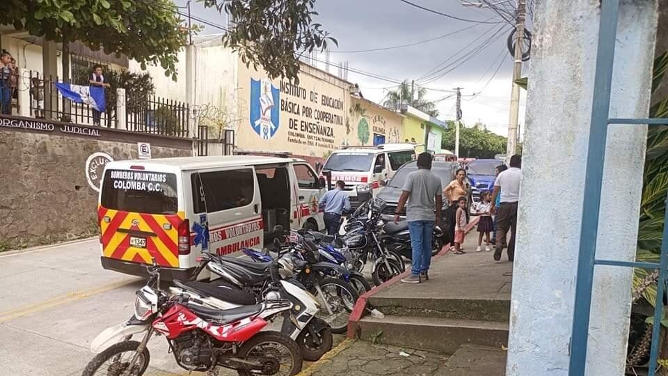 Se ha difundido una fotografía del adolescente tras el ataque.