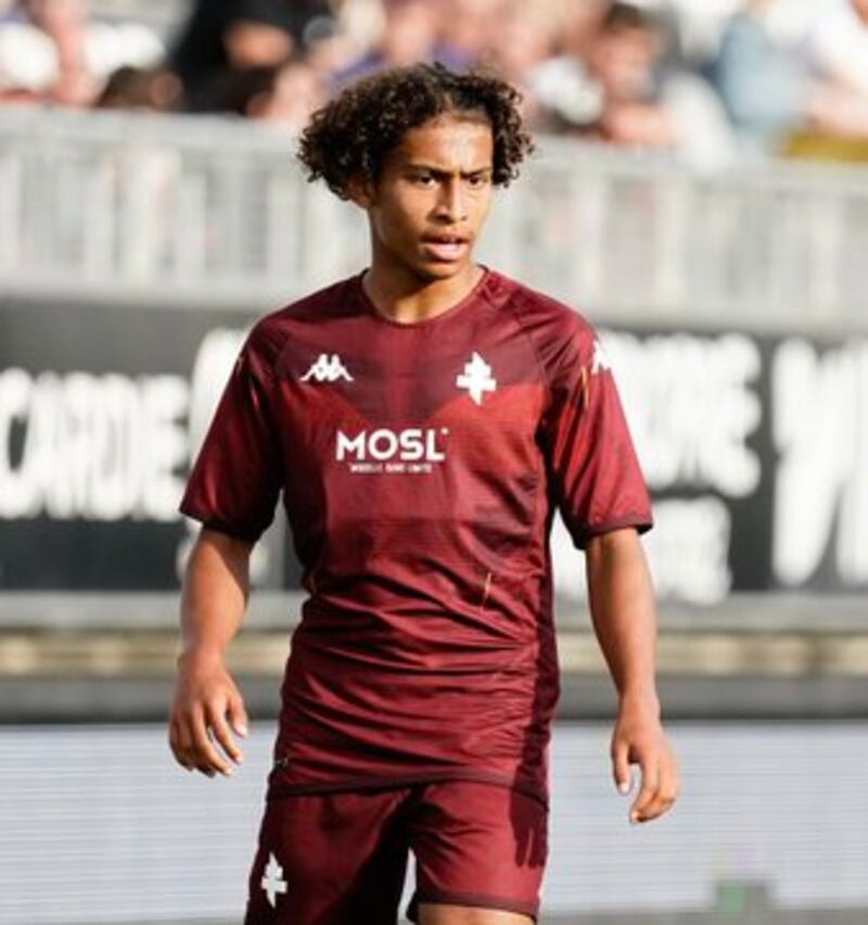 Tahirys Dos Santos, defensor del FC Metz