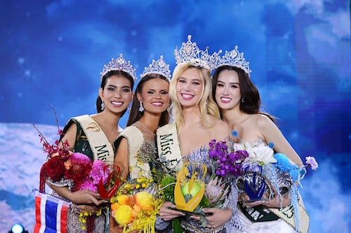 Ella es Natalie Puskinova, la mujer que fue coronada como Miss Tierra 2025