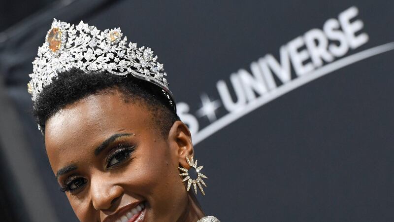 La nueva Miss Universo confiesa si se hizo cirugías para ganar el certamen