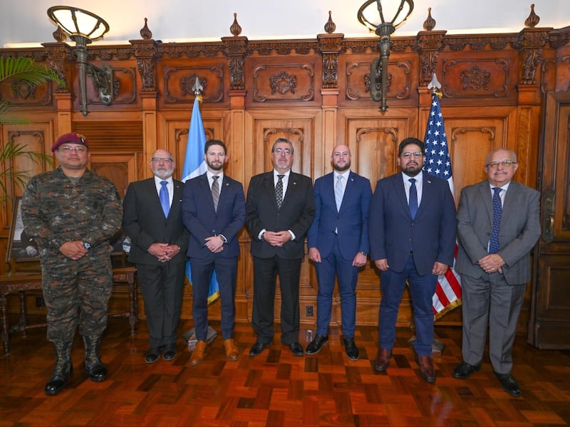 Guatemala fortalece cooperación en seguridad e inteligencia con Estados Unidos