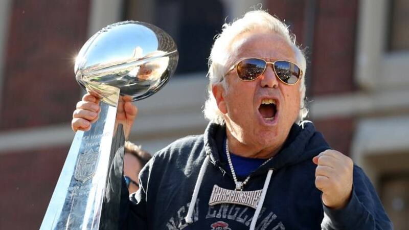 Dueño de los Patriots implicado en escándalo sexual