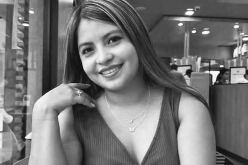 Confirman causa de muerte de trabajadora municipal ubicada en su apartamento en Cobán