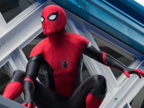 Producción de “Spider-Man 4″ habría elegido al director de la cinta que protagonizará Tom Holland