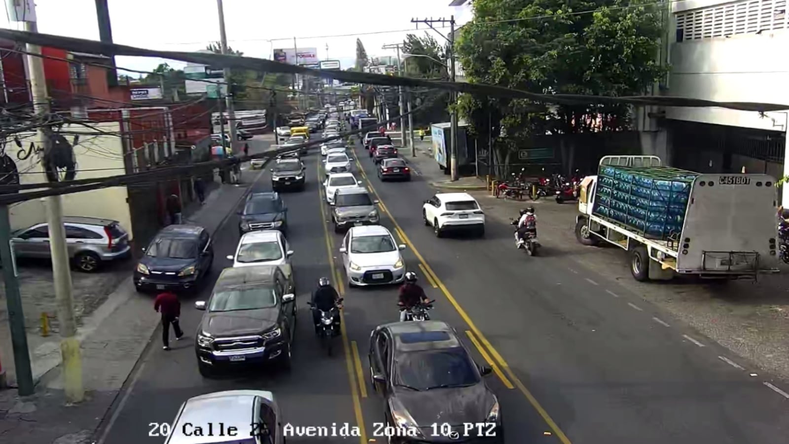 Tránsito lento en varios sectores. Foto: Muniguate