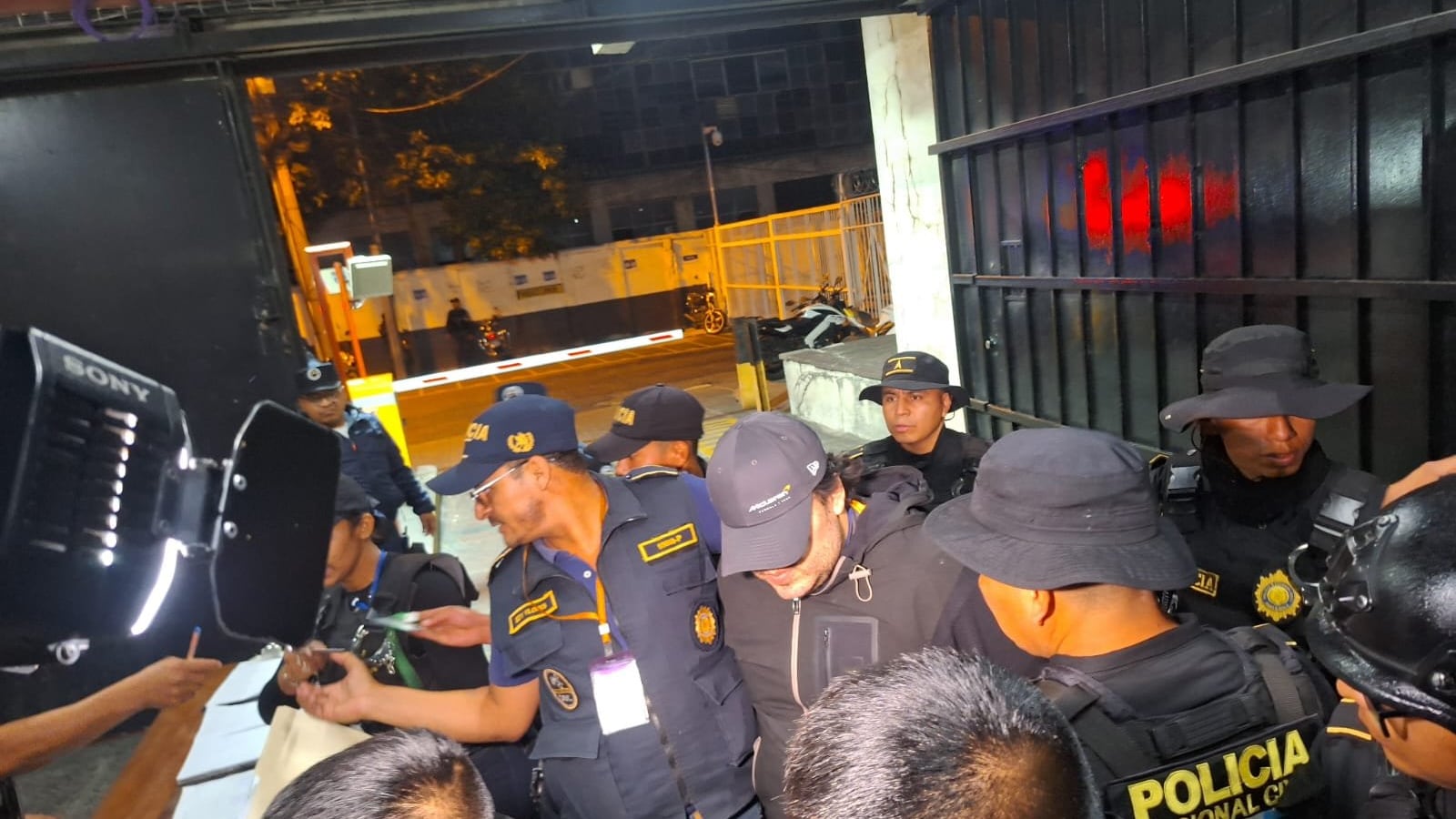 Así ingresado a Torre de Tribunales, Pedro Duque. Foto: PNC