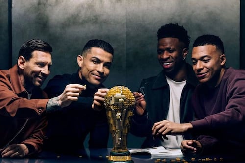 Lego reúne a Messi y Cristiano en comercial rumbo al Mundial 2026
