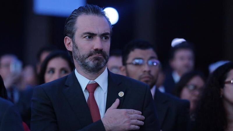 Acisclo Valladares se entrega en EE.UU. por lavado de dinero