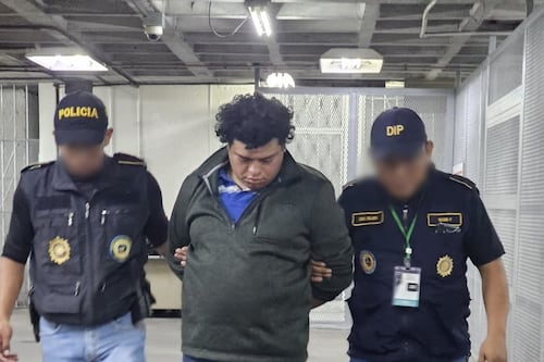 Capturan a pareja de “La Enfermera”, señalada de vínculos con el prófugo “Snyper”