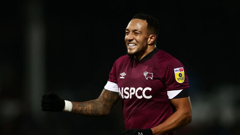 Mendez-Laing ya está en Guatemala y su llegada ha dado de qué hablar