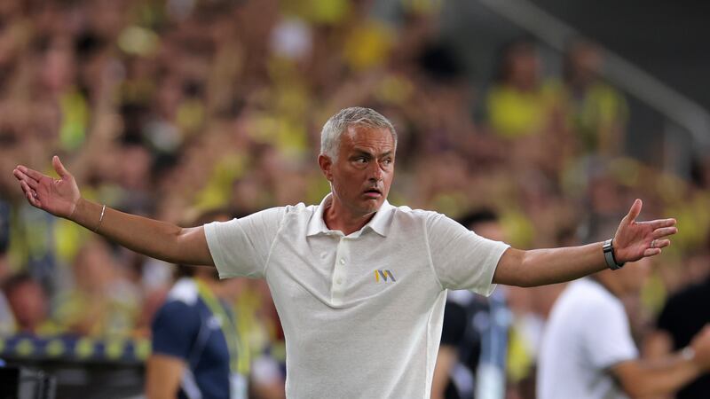 Mourinho señala a Guardiola por sus Premiers ‘limpiamente’