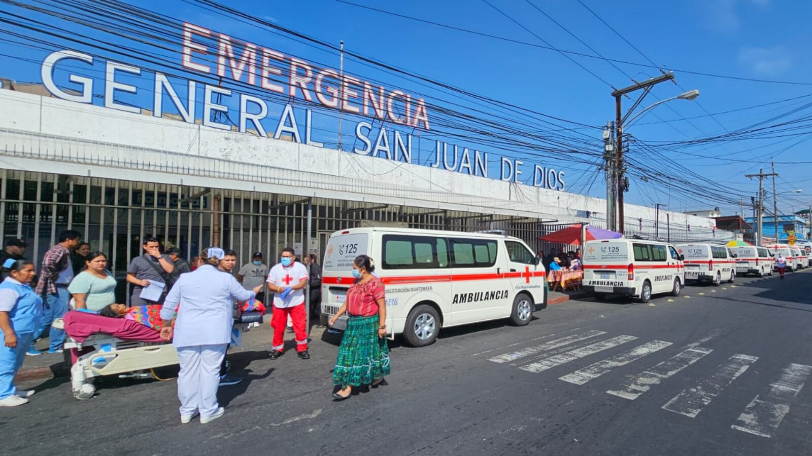 El Hospital General informó que, ante la alta demanda de pacientes, implementó protocolos para trasladar a los pacientes a hospitales de Villa Nueva y Antigua Guatemala. Foto: Redes Sociales.