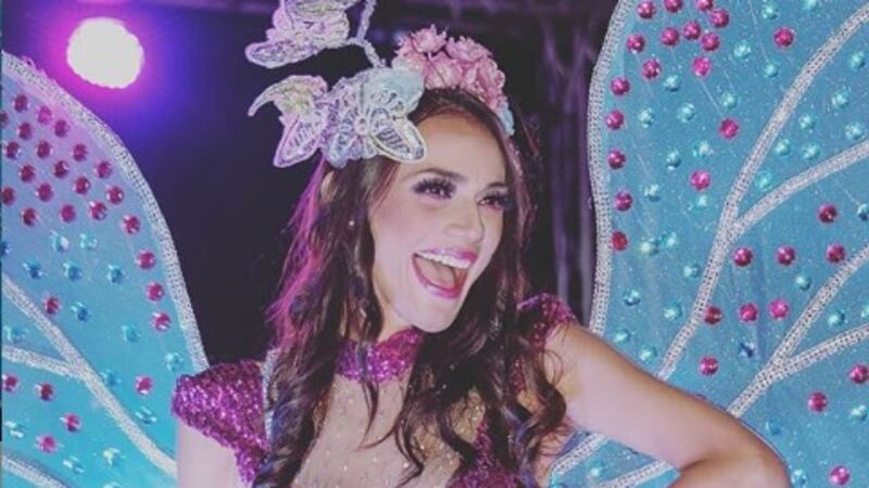 FOTO. La Chica Hooters Guatemala se destapa y deja al descubierto su trasero en coqueto baile