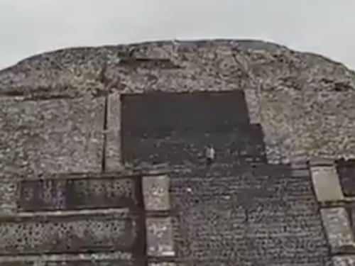 Video 360 muestra cómo se preparó el atacante en Pirámide de la Luna en Teotihuacán, México