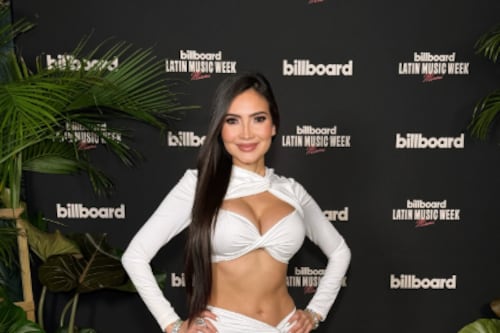 Massiel Carrillo conmueve a sus seguidores con “A puro dolor”