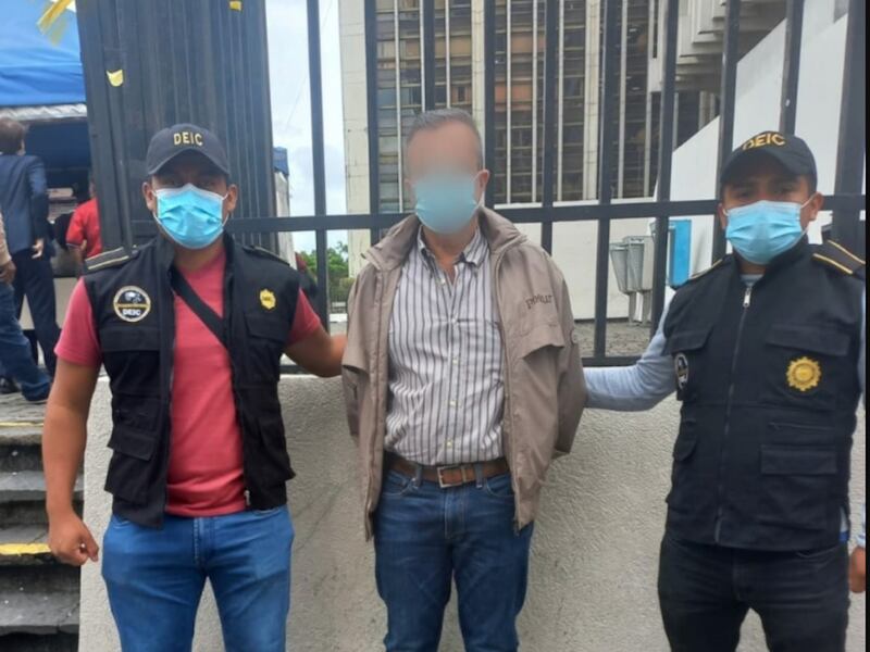 Edificio zona 5: Ligan a proceso a William Balz Gallardo