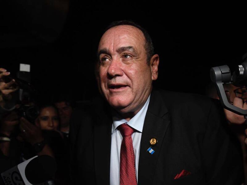 TSE oficializa elección de Alejandro Giammattei como presidente