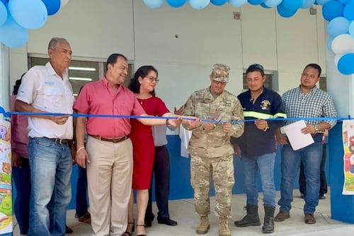 EE.UU. construye tres escuelas en Guatemala valoradas en $2.3 millones