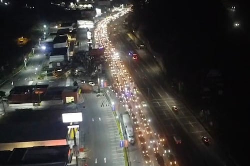 Toma aérea del tráfico en la Villalobos en este miércoles