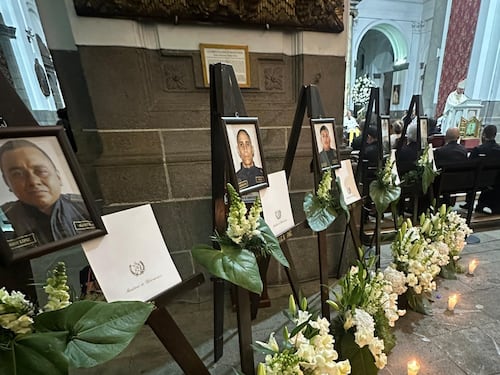 Realizan misa en honor a los 10 policías que fallecieron en cumplimiento del deber
