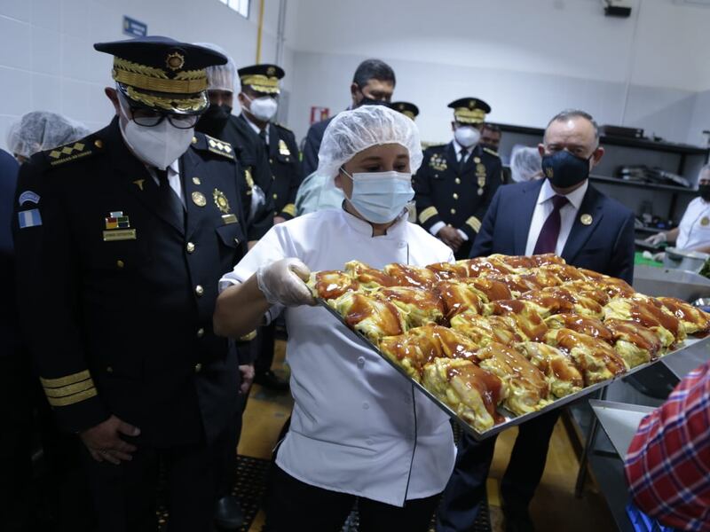 Aniversario PNC: Inauguran comedor para garantizar alimentación de agentes