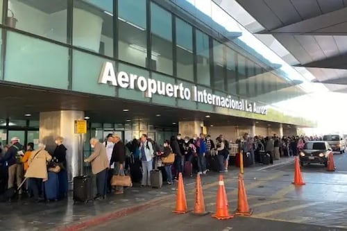 Aeropuerto La Aurora pide a viajeros anticipar llegadas por temas de tráfico este sábado