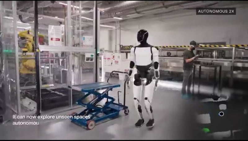 Elon Musk confirma que los robots Optimus de Tesla ya deambulan sin supervisión humana en Palo Alto