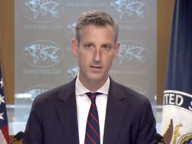 EE.UU. reacciona por suspensión de residencia a extranjeros sancionados