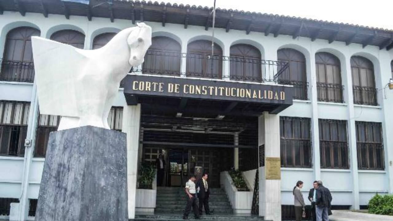 CC ordena al Congreso ampliar informe sobre la Comisión de Competencia.