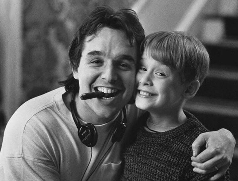 Director de “Mi Pobre Angelito 2” quiere borrar a Trump de la película
Chris Columbus dice que el cameo del expresidente es una maldición en su carrera.