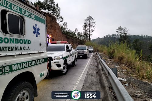 DGT confirma: microbús accidentado en Tecpán carece de autorización