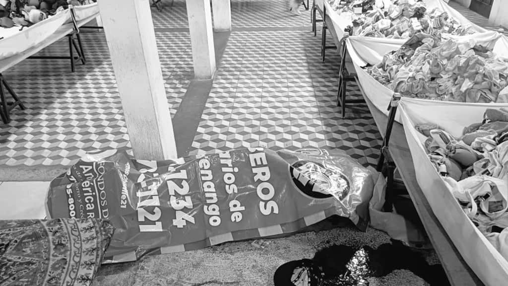 Tarde violenta deja varias personas fallecidas y heridas.