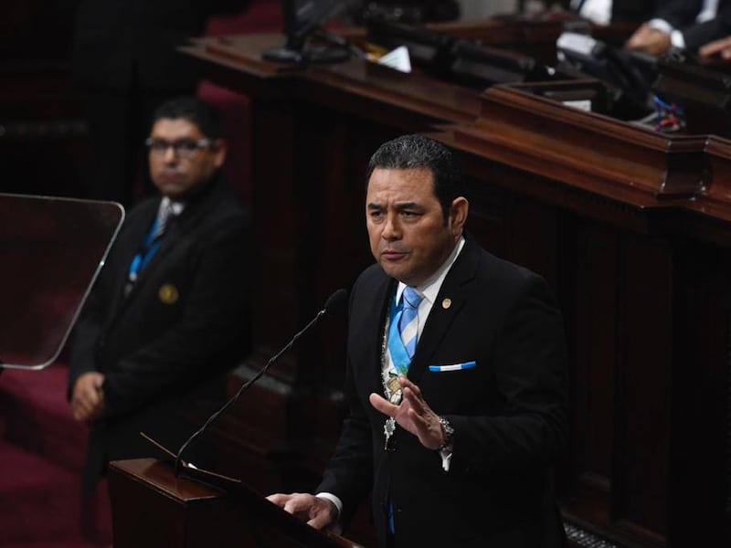 Jimmy Morales presenta último informe de gobierno ante pocos diputados