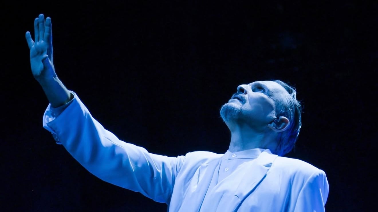 Miguel Bosé, uno de los principales representantes de la música pop y la balada en español a nivel mundial, ha vendido más de 30 millones de discos desde que comenzó su carrera en los años setenta. Foto: Instagram.