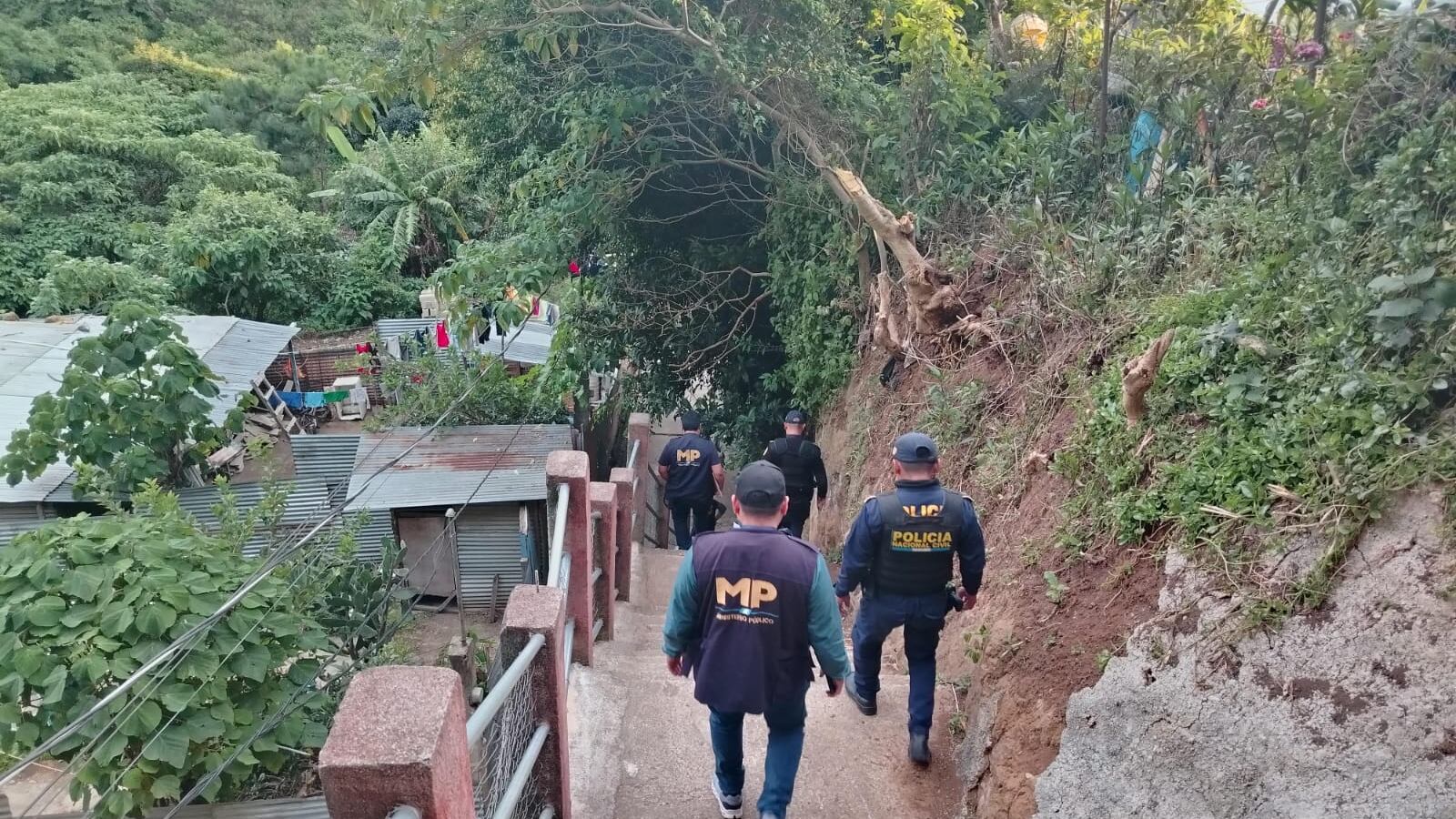 Las diligencias se realizan en seguimiento a la investigación de hechos relacionados a la explotación sexual infantil en línea. Foto: MP.