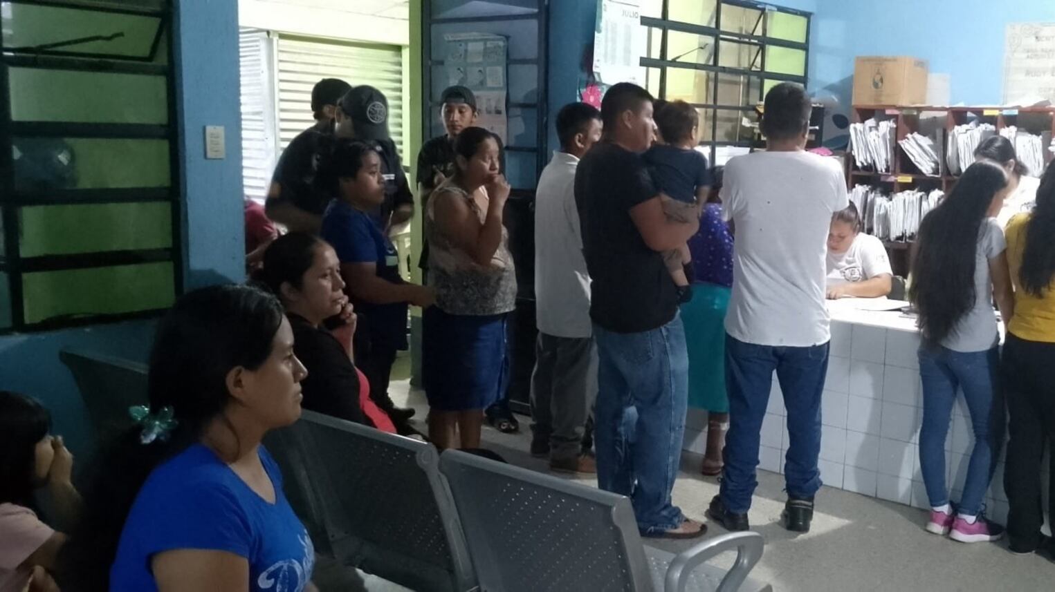 Los pacientes están siendo atendidos en el Centro de Atención Permanente (CAP). Foto: Bomberos Departamentales
