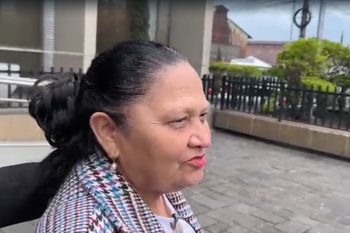 Consuelo Porras acude a Finanzas y habla de las denuncias en su contra