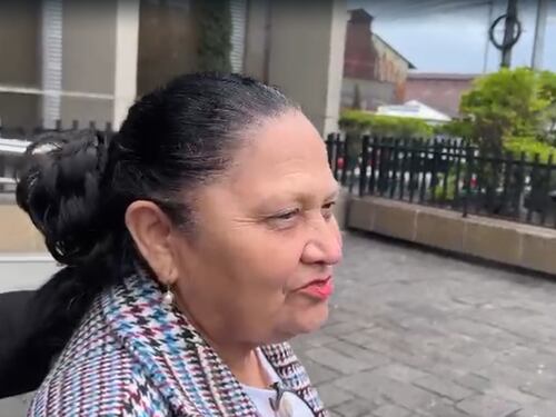 Consuelo Porras acude a Finanzas y habla de las denuncias en su contra
