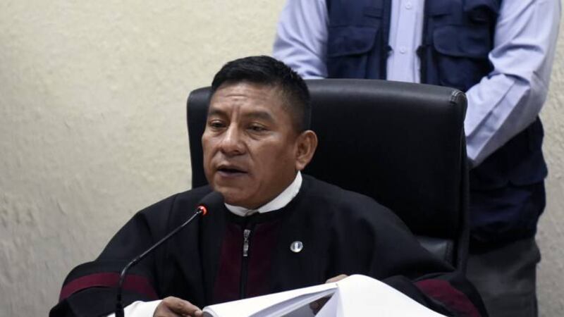 Juez Pablo Xitumul da detalles de la agresión en su contra