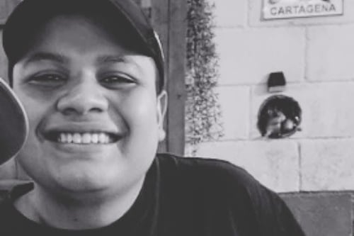 Identifican a hombre hallado sin vida dentro de su vehículo en Villa Nueva