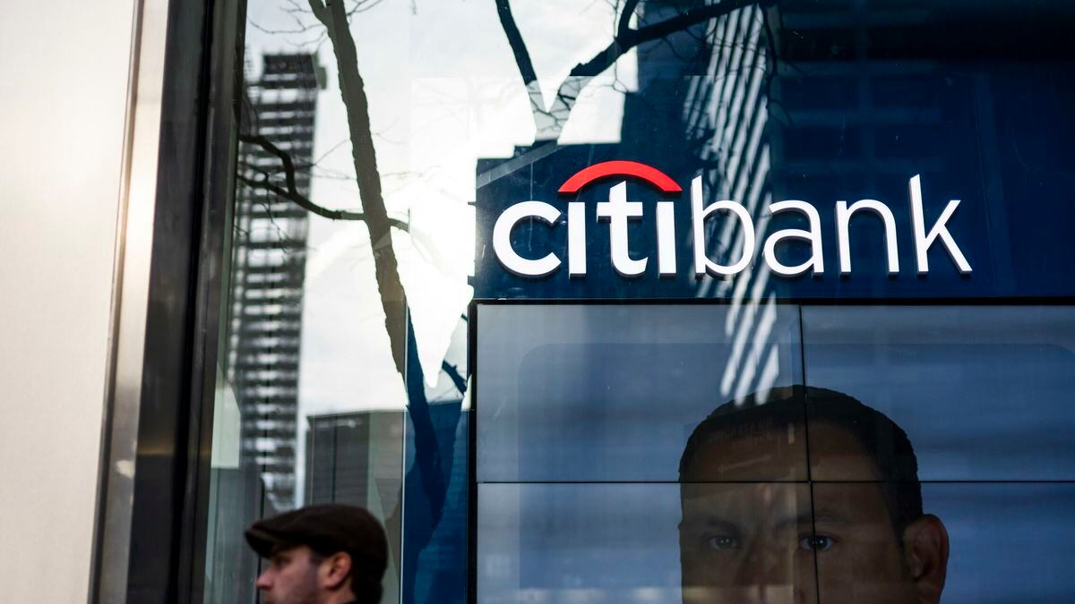 Error de un banco hace a una persona más rica que Elon Musk