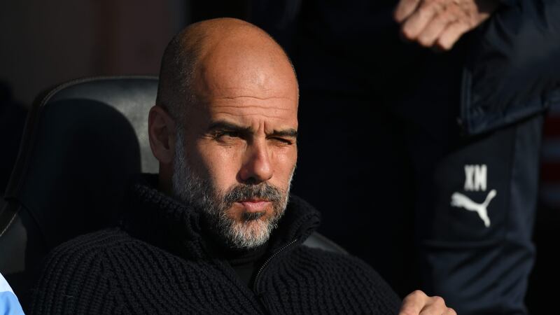 Intensos dolores de espalda obligan a Pep Guardiola a operarse en Barcelona