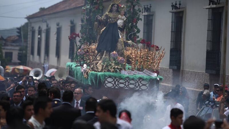 Virgen del Carmen recorre calles del Centro Histórico
