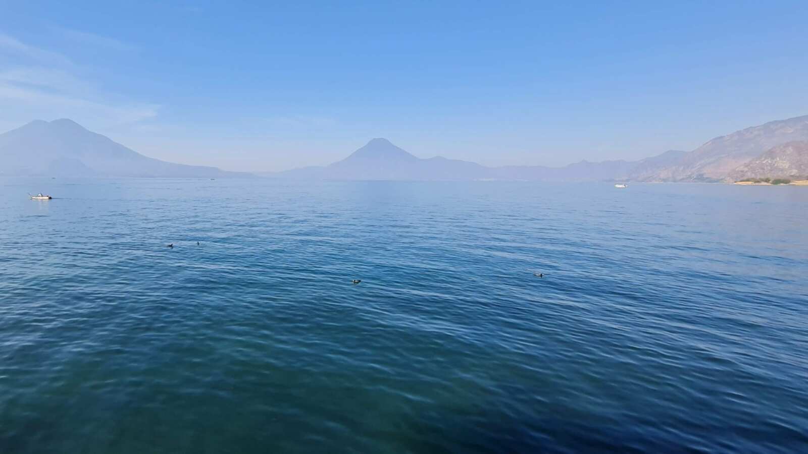 El lago de Atitlán es uno de los destinos favoritos de los turistas. Foto: Stanley Herrarte/PUBLINEWS.
